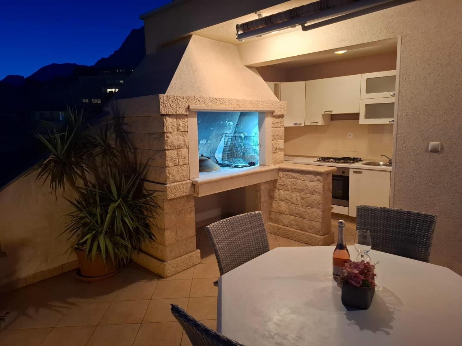 Happy Basset Terrace Apartment Makarska Ngoại thất bức ảnh