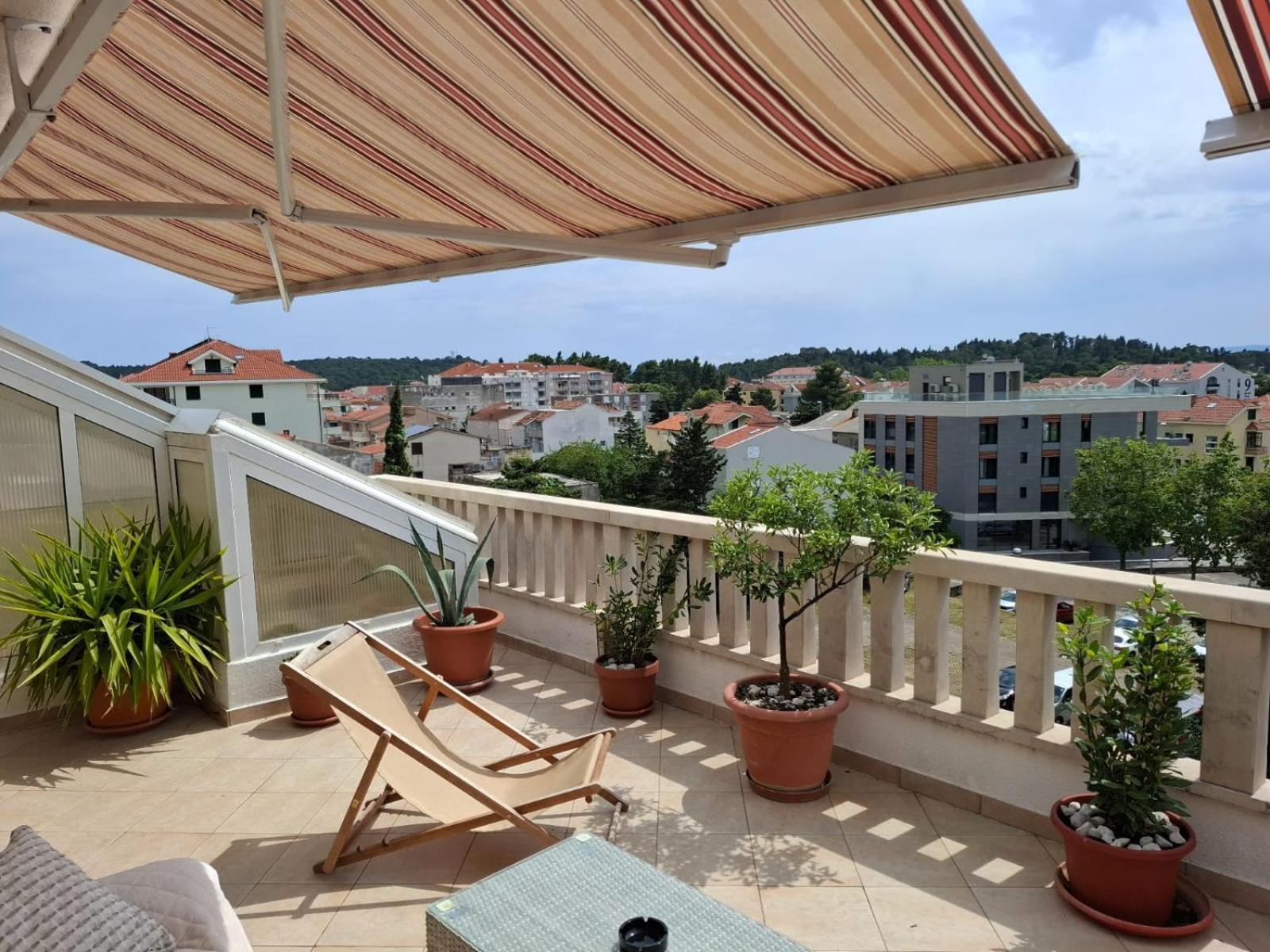Happy Basset Terrace Apartment Makarska Ngoại thất bức ảnh